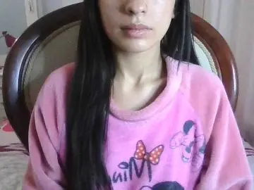 TaylorMegan  live sex cam