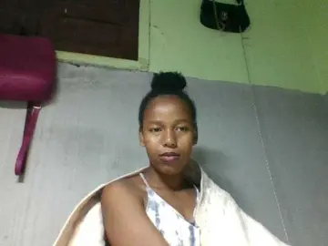 Valencia13  live sex cam