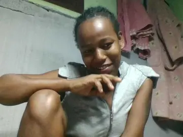 Valencia13  live sex cam