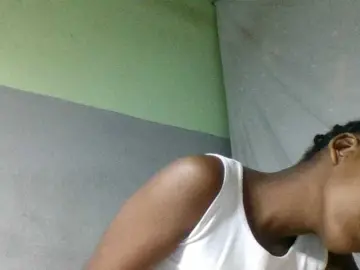 Valencia13  live sex cam