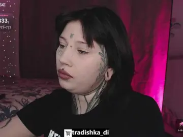 Tradishka  live sex cam