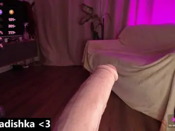 Tradishka  live sex cam