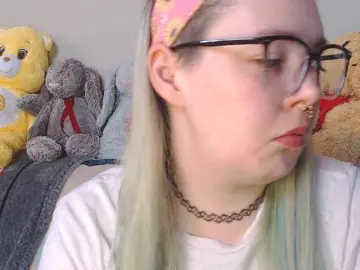 Cherribomb29  live sex cam