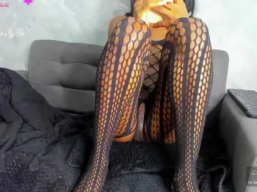 Deyymadisson  live sex cam