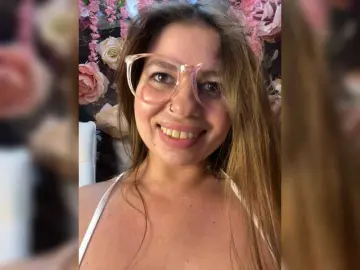 ELIZABETH-PLANET  live sex cam