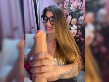 ELIZABETH-PLANET  live sex cam