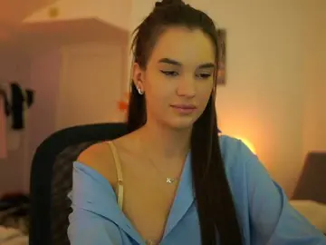 GlowingKatee  live sex cam