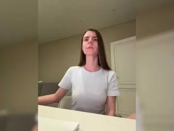 LazyLizzy  live sex cam