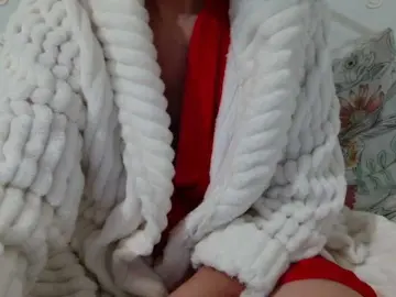 MadaM1  live sex cam