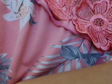 MadaM1  live sex cam