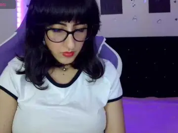 AvlieNoir  live sex cam