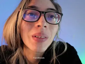 Charlotte-glasses  live sex cam