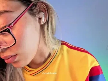 Charlotte-glasses  live sex cam