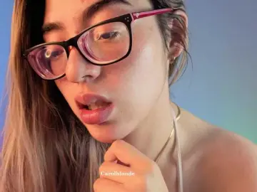 Charlotte-glasses  live sex cam