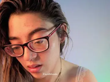 Charlotte-glasses  live sex cam