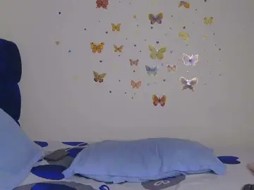 PinkKittyy  live sex cam