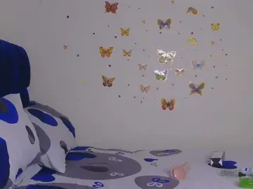 PinkKittyy  live sex cam