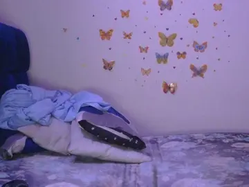 PinkKittyy  live sex cam