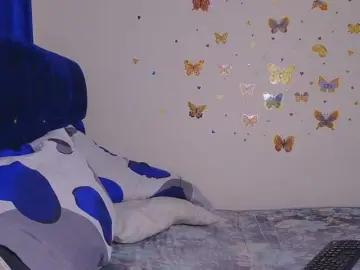 PinkKittyy  live sex cam