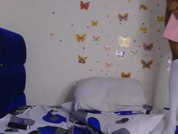 PinkKittyy  live sex cam
