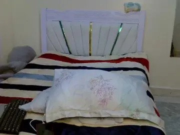 PrettyAmour  live sex cam