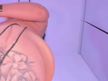 Aniiieee  live sex cam