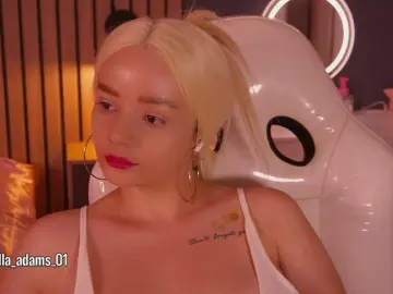 Bella-adams  live sex cam