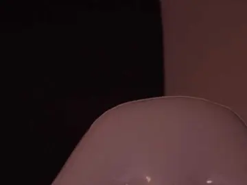 Bella-adams  live sex cam