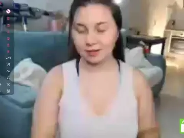 EleanoreZaucha  live sex cam