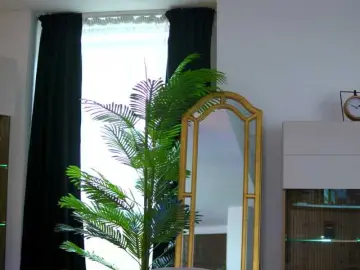 ZenyaNoir  live sex cam