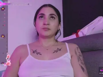Britt-grey  live sex cam