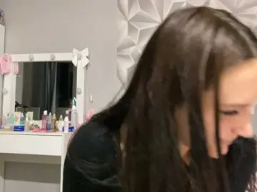 Horneyfallenangel3191  live sex cam