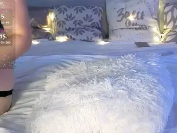 Horneyfallenangel3191  live sex cam