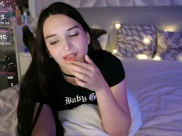 Horneyfallenangel3191  live sex cam
