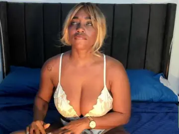 Kylieboobs24  live sex cam