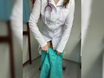 Adelaida1001  live sex cam