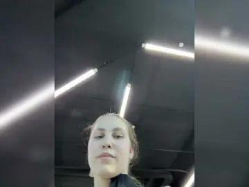 Adelaida1001  live sex cam