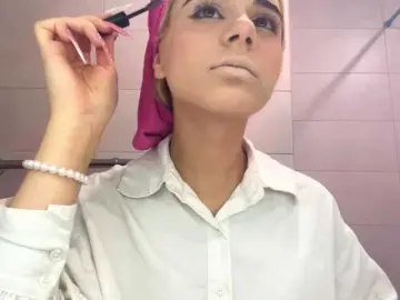 RomanaGoossens  live sex cam