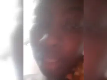 Selen-x  live sex cam