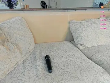 UwuFlower  live sex cam