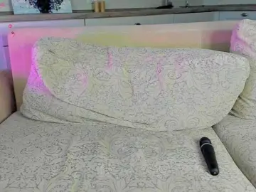 UwuFlower  live sex cam