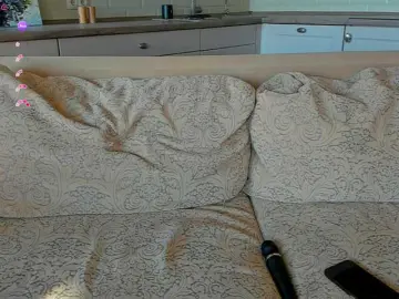 UwuFlower  live sex cam