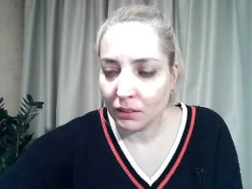 Mariska-kiska  live sex cam