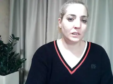 Mariska-kiska  live sex cam