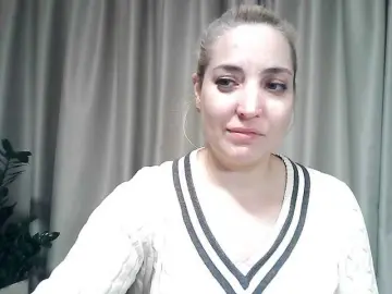 Mariska-kiska  live sex cam