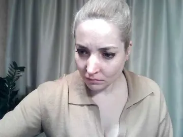 Mariska-kiska  live sex cam