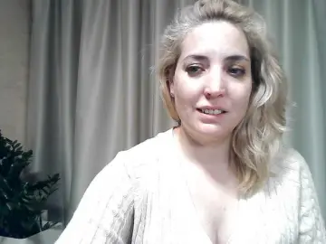 Mariska-kiska  live sex cam