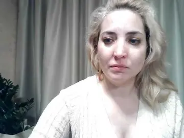 Mariska-kiska  live sex cam