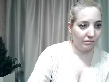 Mariska-kiska  live sex cam