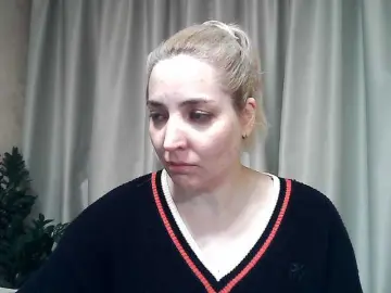 Mariska-kiska  live sex cam